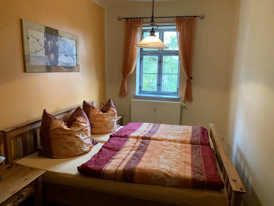 Schlafzimmer, mit Doppelbett